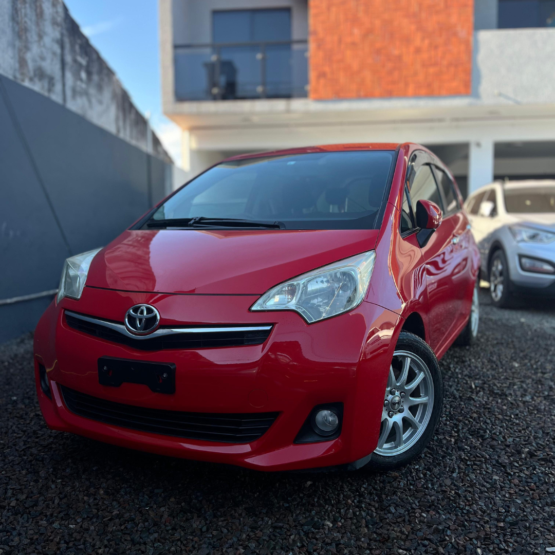 TOYOTA RACTIS 2011 RECIÉN IMPORTADO AUTOMÁTICO MOTOR 1500 NAFTERO