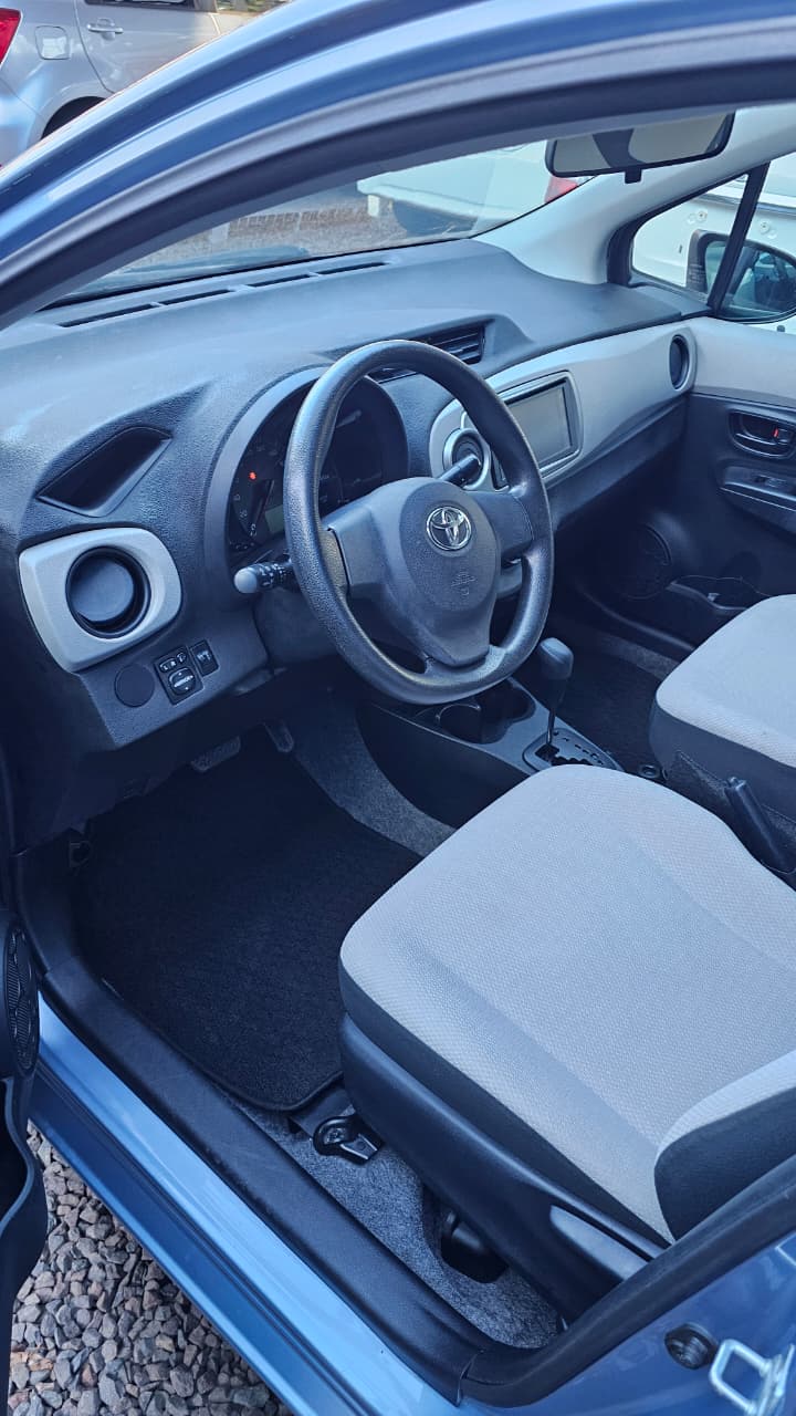 TOYOTA NEW VITZ 2011 AUTOMÁTICO RECIÉN IMPORTADO MOTOR 1300 NAFTERO
