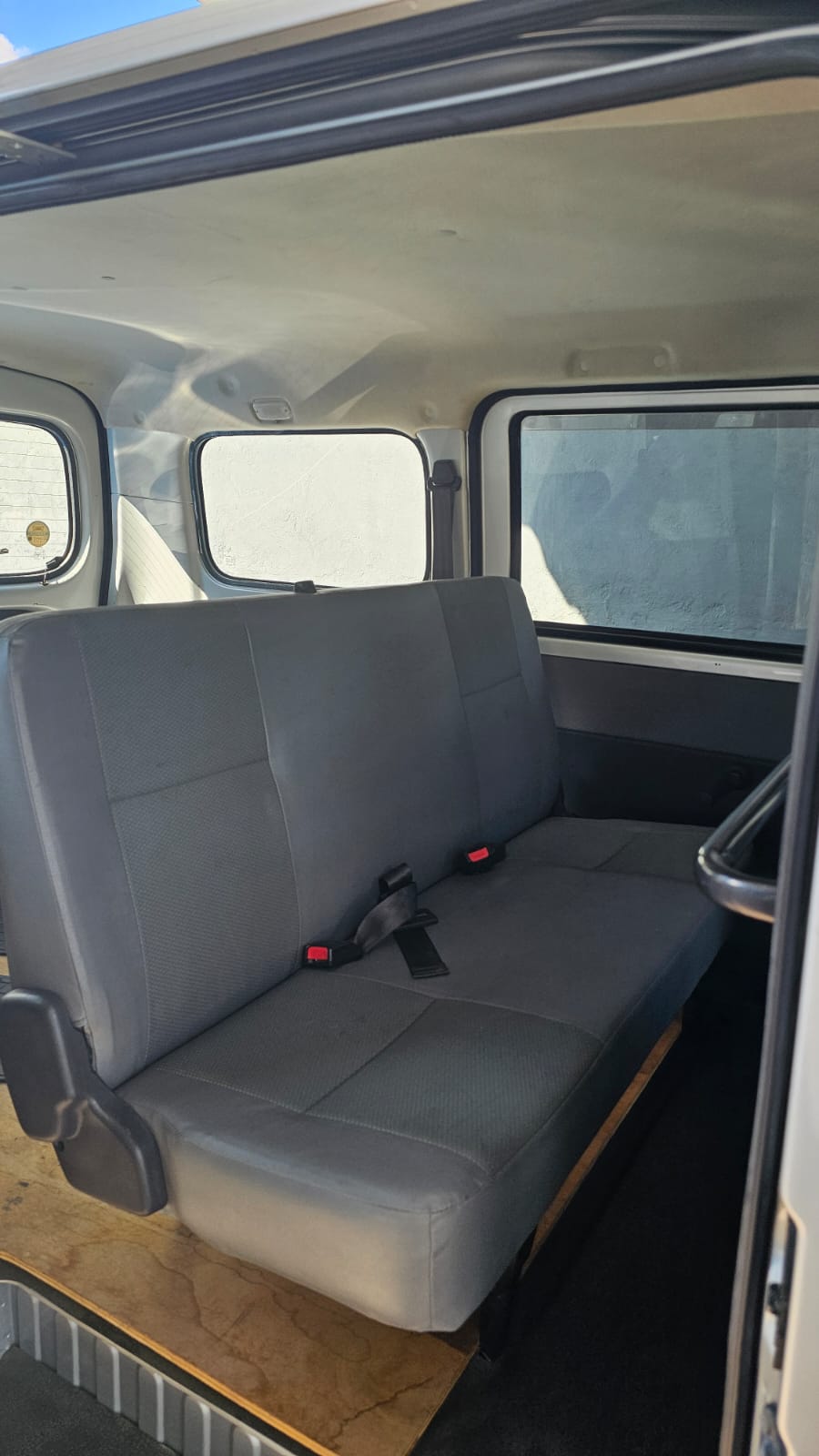 TOYOTA TOWN ACE 2012 AUTOMÁTICO RECIÉN IMPORTADO MOTOR 1500 NAFTERO