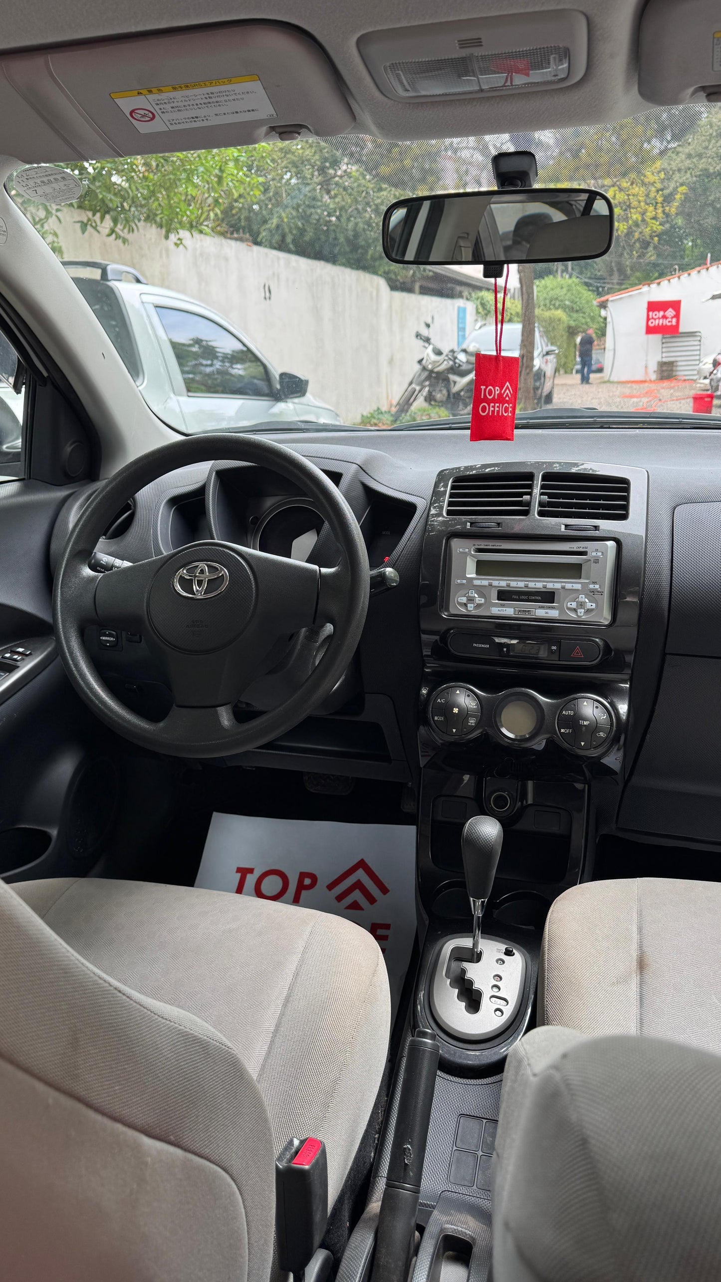 TOYOTA NEW IST 2008 RECIÉN IMPORTADO AUTOMÁTICO MOTOR 1500 NAFTERO