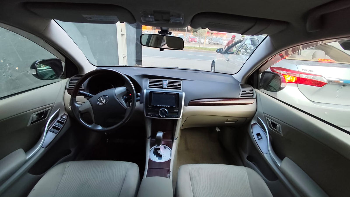 TOYOTA PREMIO 2012 RECIÉN IMPORTADO AUTOMÁTICO 1800 NAFTERO