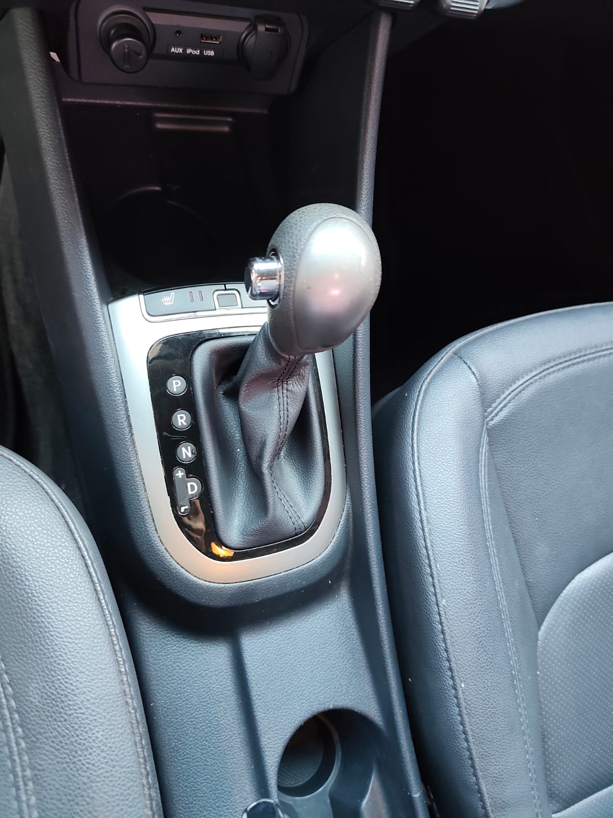 KIA RIO PRIDE SEDÁN 2012 RECIÉN IMPORTADO AUTOMÁTICO MOTOR 1600 NAFTERO