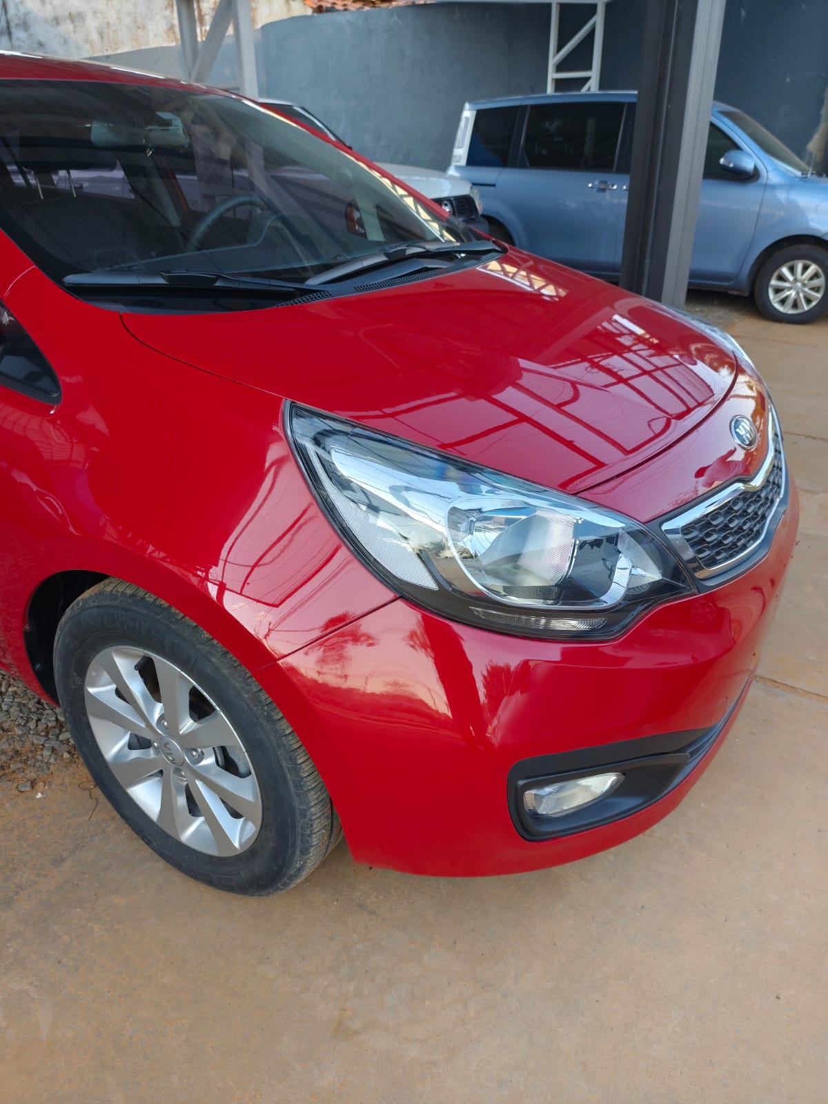 KIA RIO PRIDE SEDÁN 2012 RECIÉN IMPORTADO AUTOMÁTICO MOTOR 1600 NAFTERO