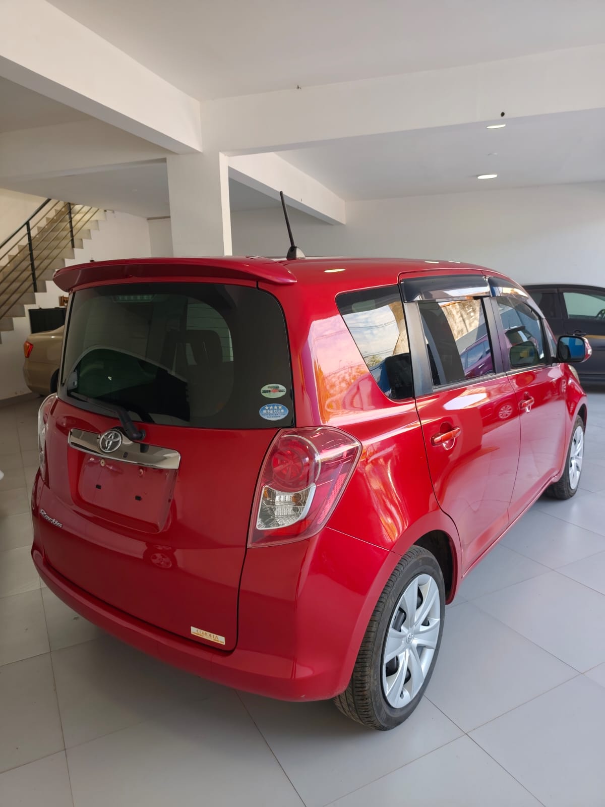 TOYOTA RACTIS 2008 RECIÉN IMPORTADO AUTOMÁTICO MOTOR 1500 NAFTERO