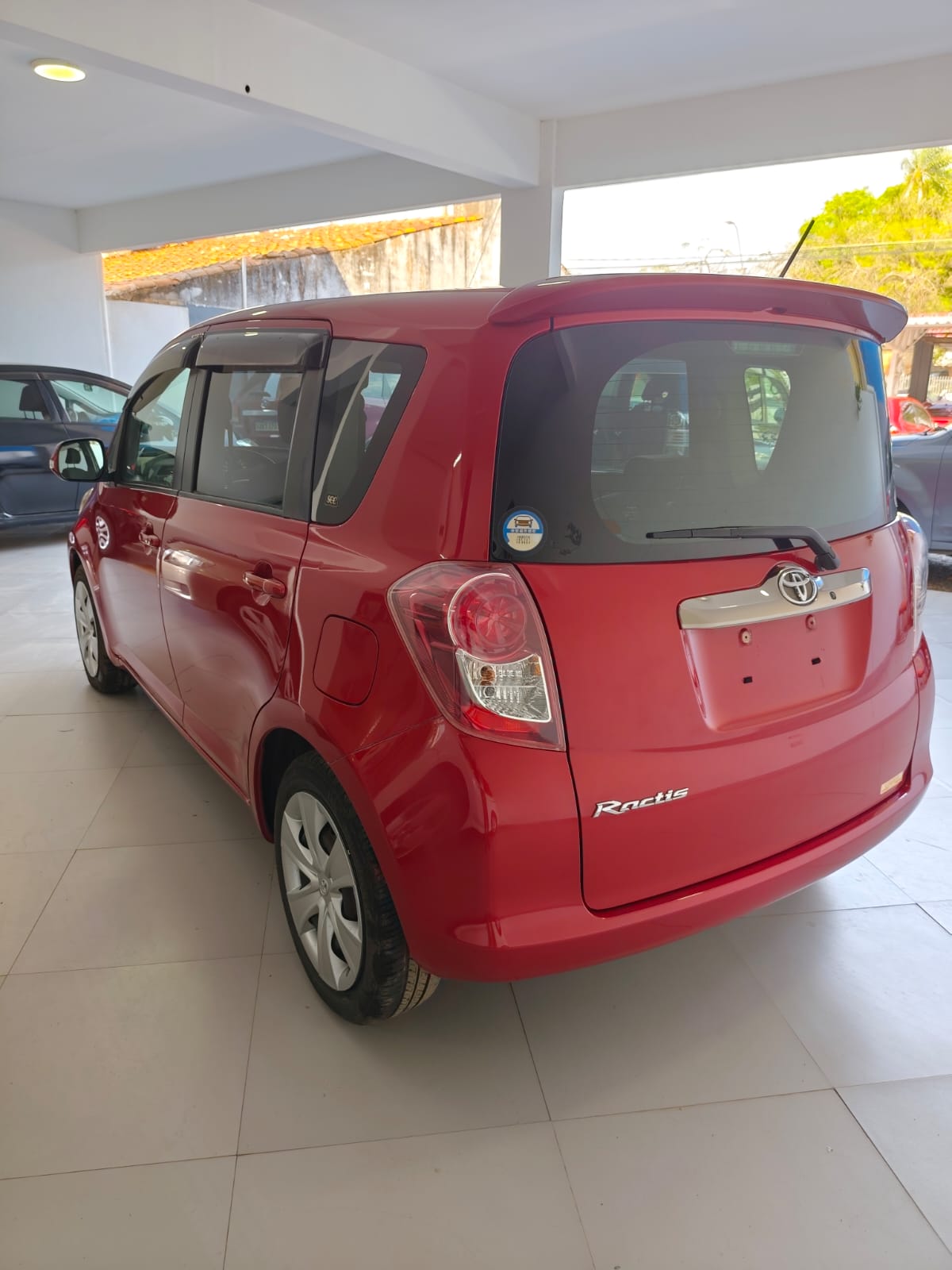 TOYOTA RACTIS 2008 RECIÉN IMPORTADO AUTOMÁTICO MOTOR 1500 NAFTERO