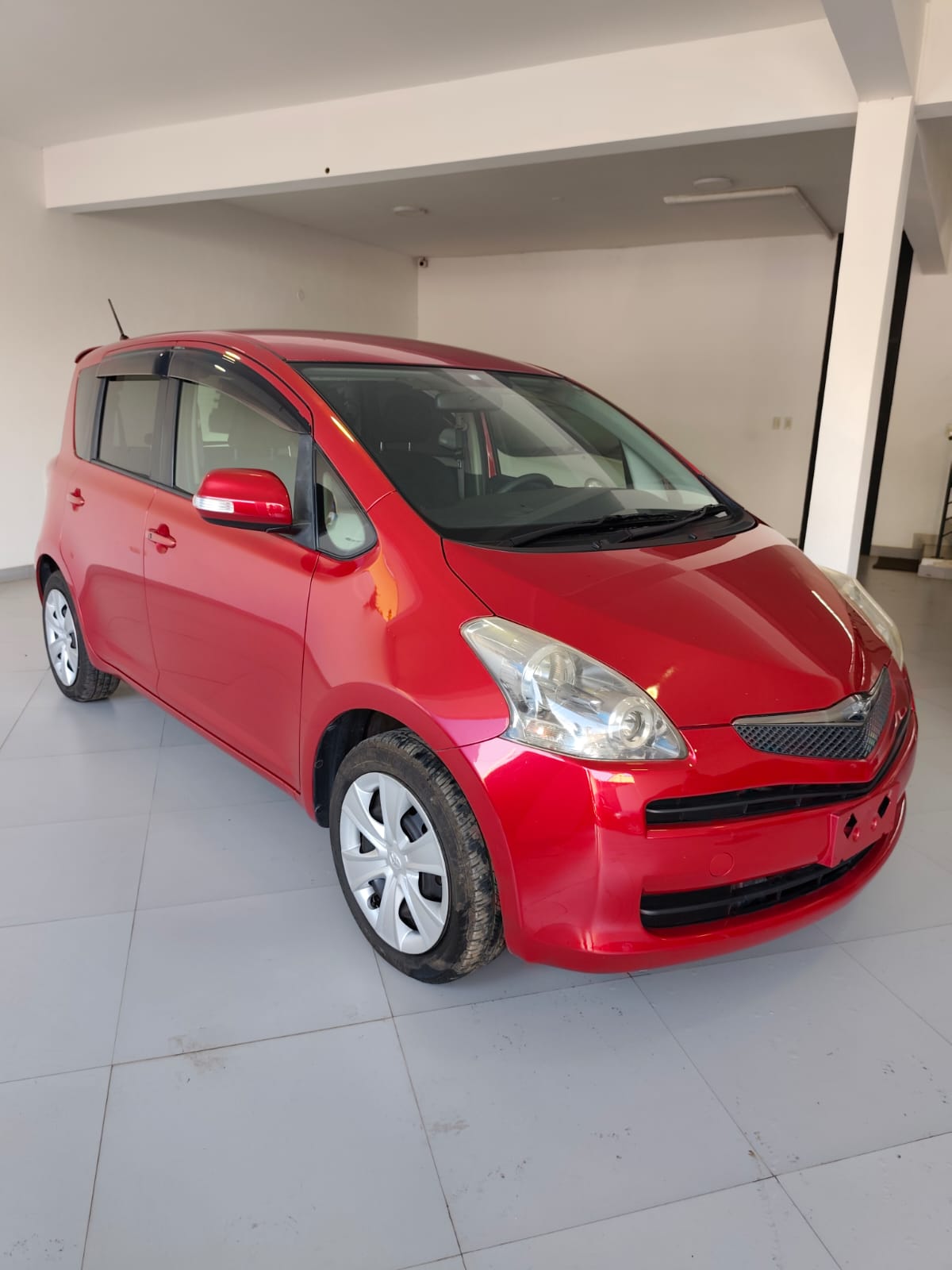 TOYOTA RACTIS 2008 RECIÉN IMPORTADO AUTOMÁTICO MOTOR 1500 NAFTERO