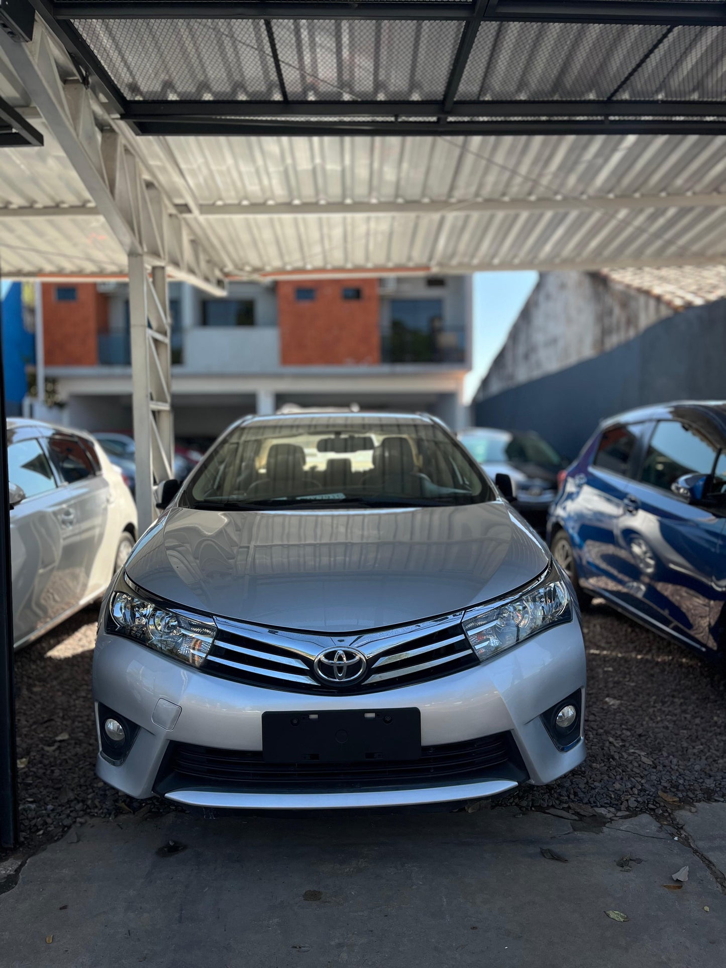 TOYOTA COROLLA 2015 RECIÉN IMPORTADO AUTOMÁTICO MOTOR 1600 NAFTERO