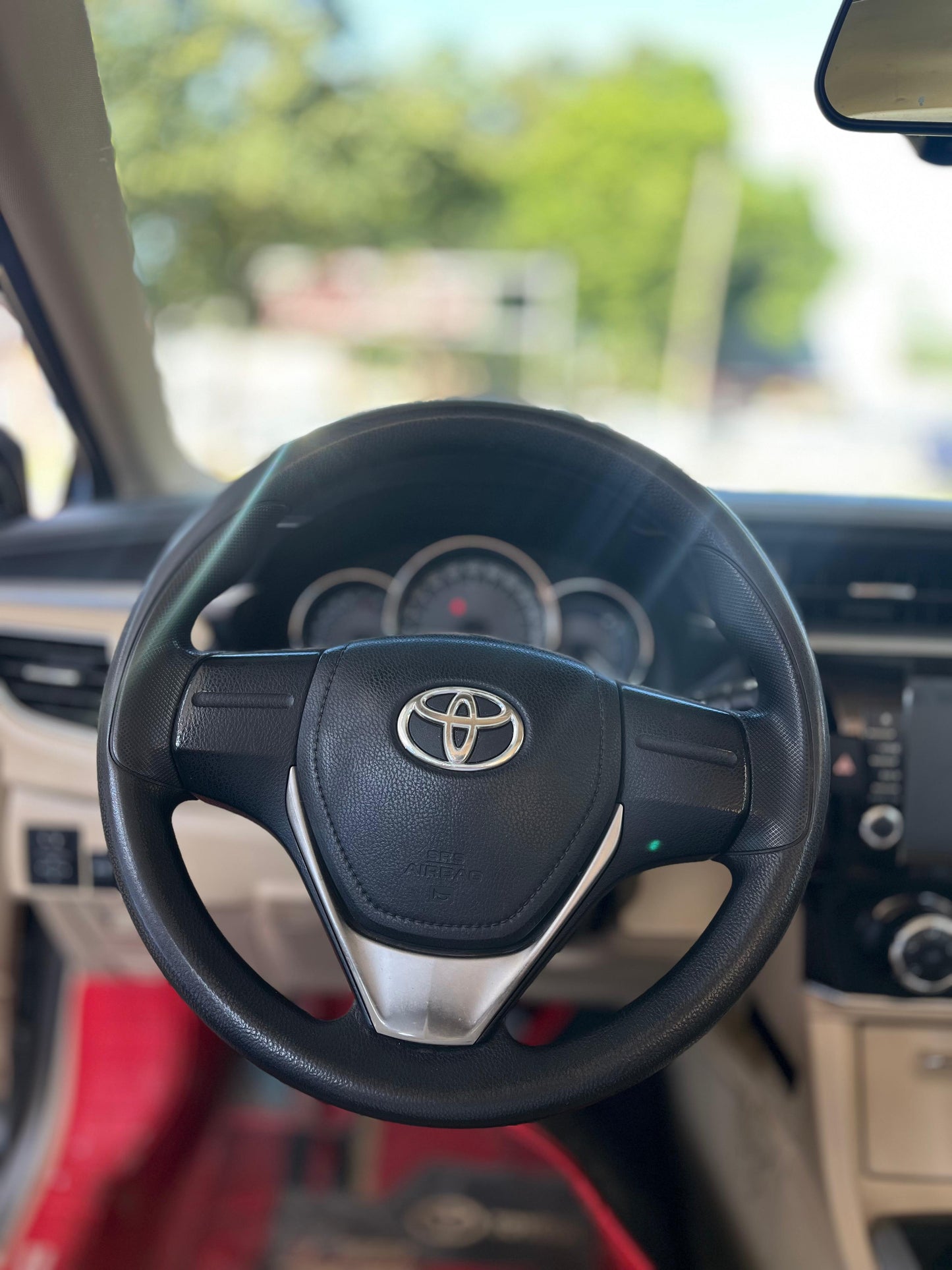 TOYOTA COROLLA 2015 RECIÉN IMPORTADO AUTOMÁTICO MOTOR 1600 NAFTERO