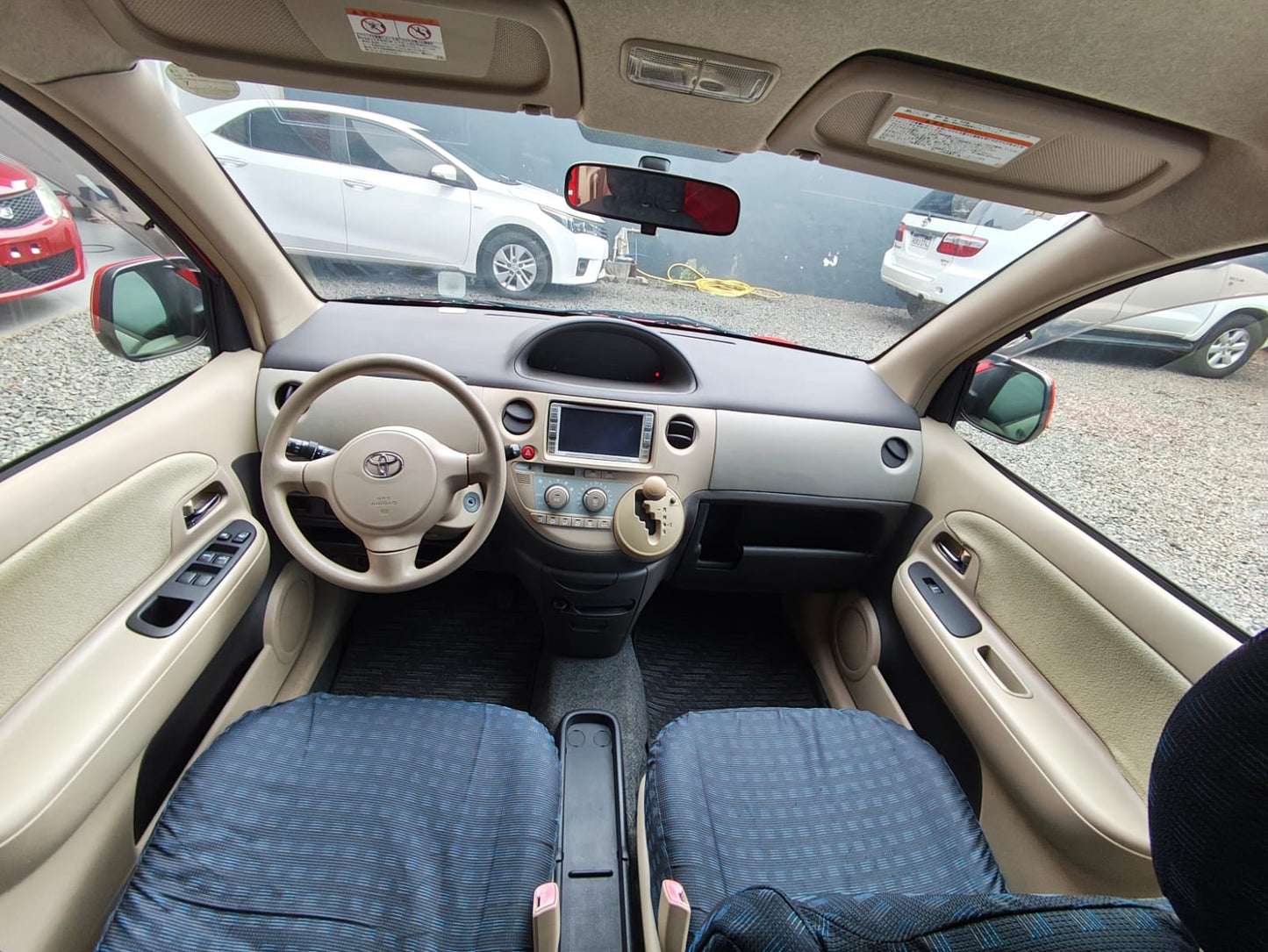 TOYOTA SIENTA 2004 RECIÉN IMPORTADO AUTOMÁTICO MOTOR 1500 NAFTERO