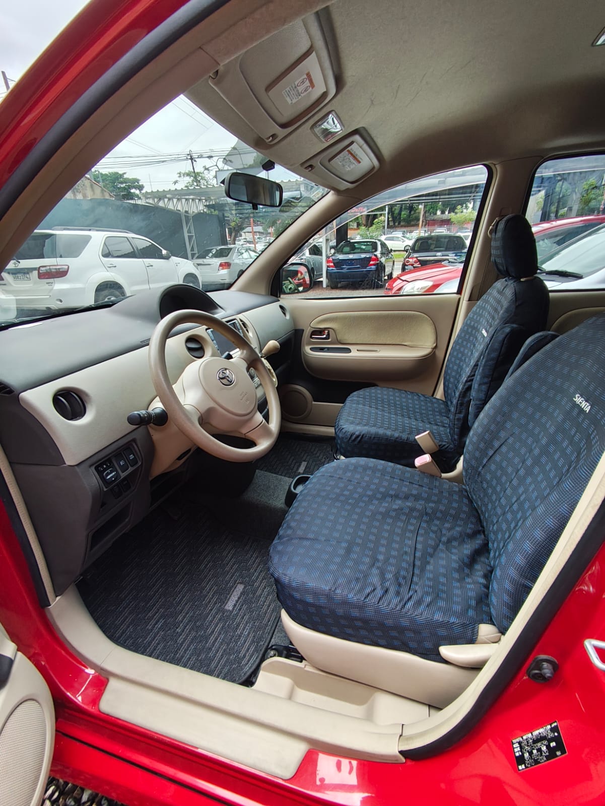 TOYOTA SIENTA 2004 RECIÉN IMPORTADO AUTOMÁTICO MOTOR 1500 NAFTERO