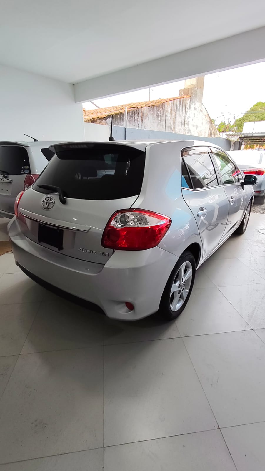 TOYOTA AURIS 2010 RECIÉN IMPORTADO AUTOMÁTICO MOTOR 1500 NAFTERO