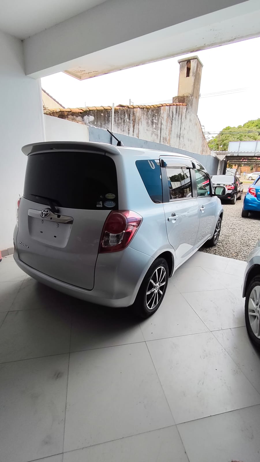 TOYOTA RACTIS 2008 RECIÉN IMPORTADO AUTOMÁTICO MOTOR 1500 NAFTERO