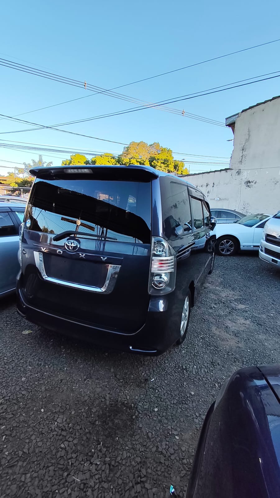 TOYOTA VOXY 2008 RECIÉN IMPORTADO AUTOMÁTICO MOTOR 2000 NAFTERO