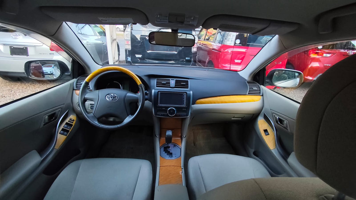 TOYOTA PREMIO 2008 RECIÉN IMPORTADO AUTOMÁTICO MOTOR 1500 NAFTERO