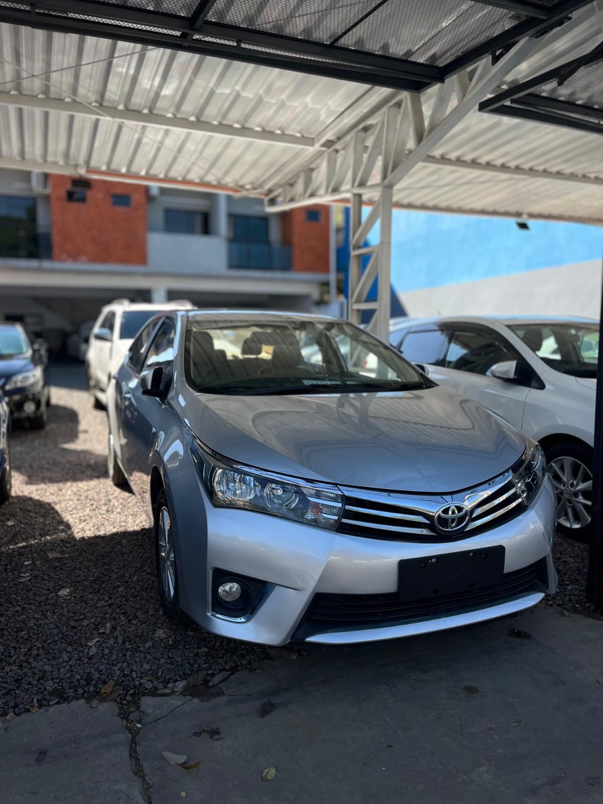 TOYOTA COROLLA 2015 RECIÉN IMPORTADO AUTOMÁTICO MOTOR 1600 NAFTERO