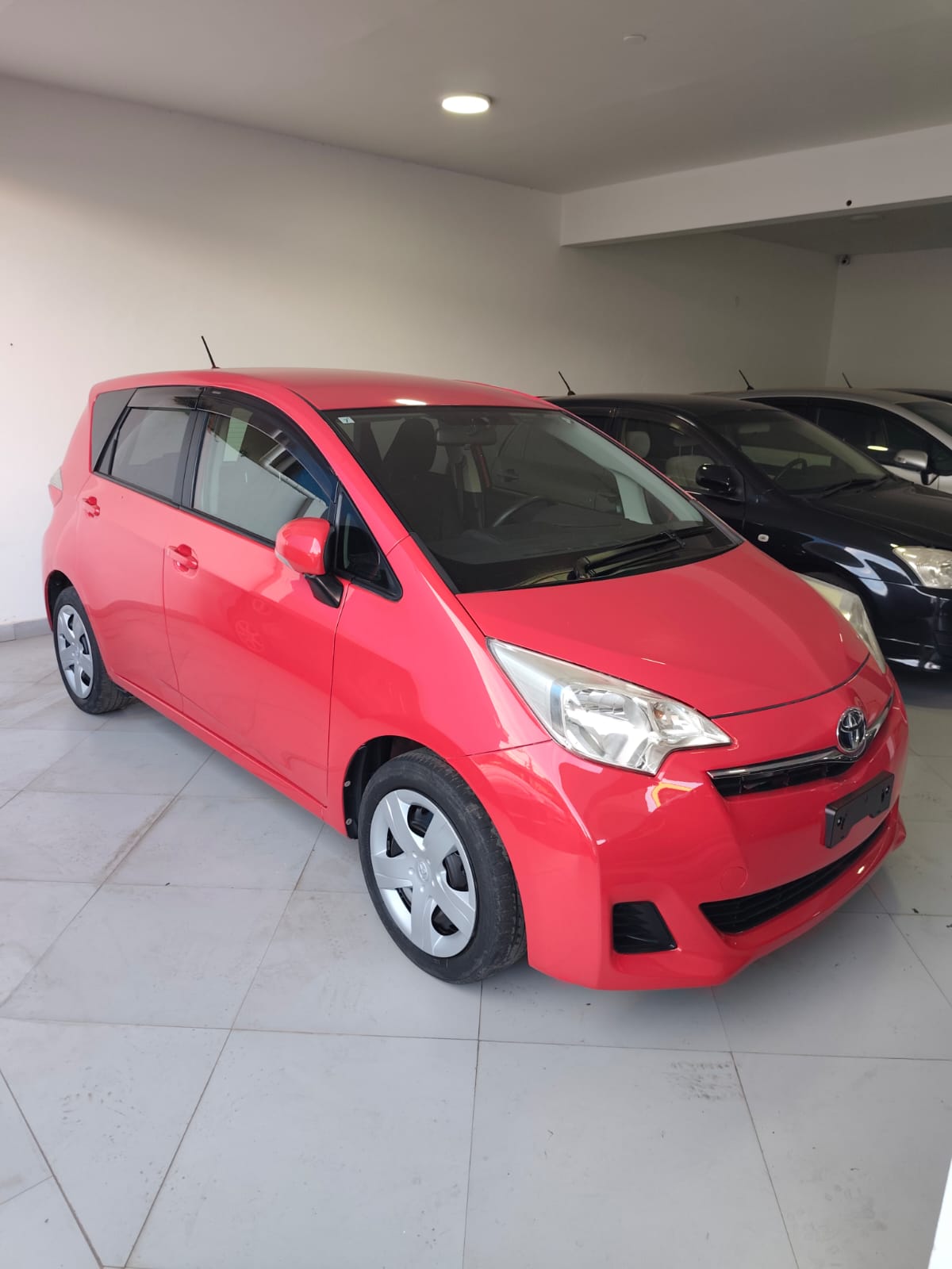 TOYOTA RACTIS 2011 RECIÉN IMPORTADO AUTOMÁTICO MOTOR 1300 NAFTERO