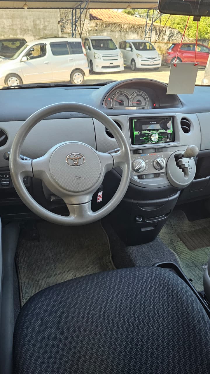 TOYOTA SIENTA 2006 RECIÉN IMPORTADO AUTOMÁTICO MOTOR 1300 NAFTERO