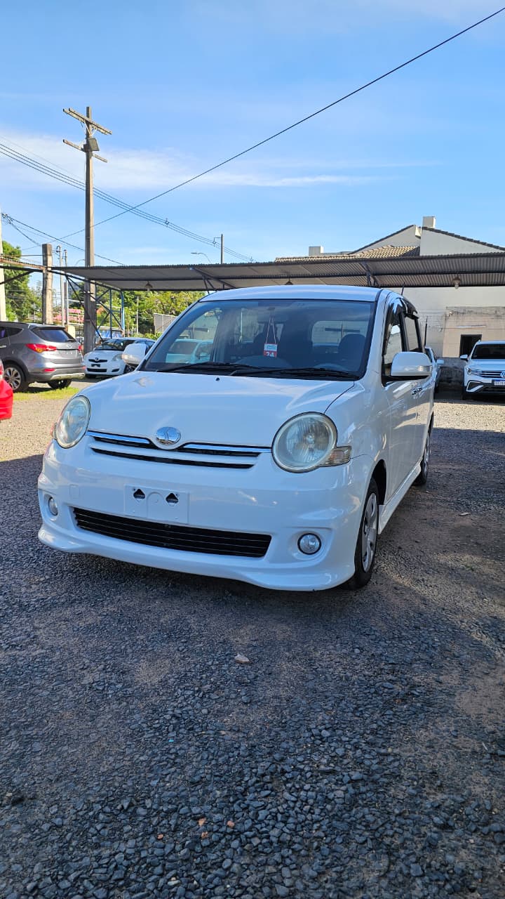 TOYOTA SIENTA 2006 RECIÉN IMPORTADO AUTOMÁTICO MOTOR 1300 NAFTERO