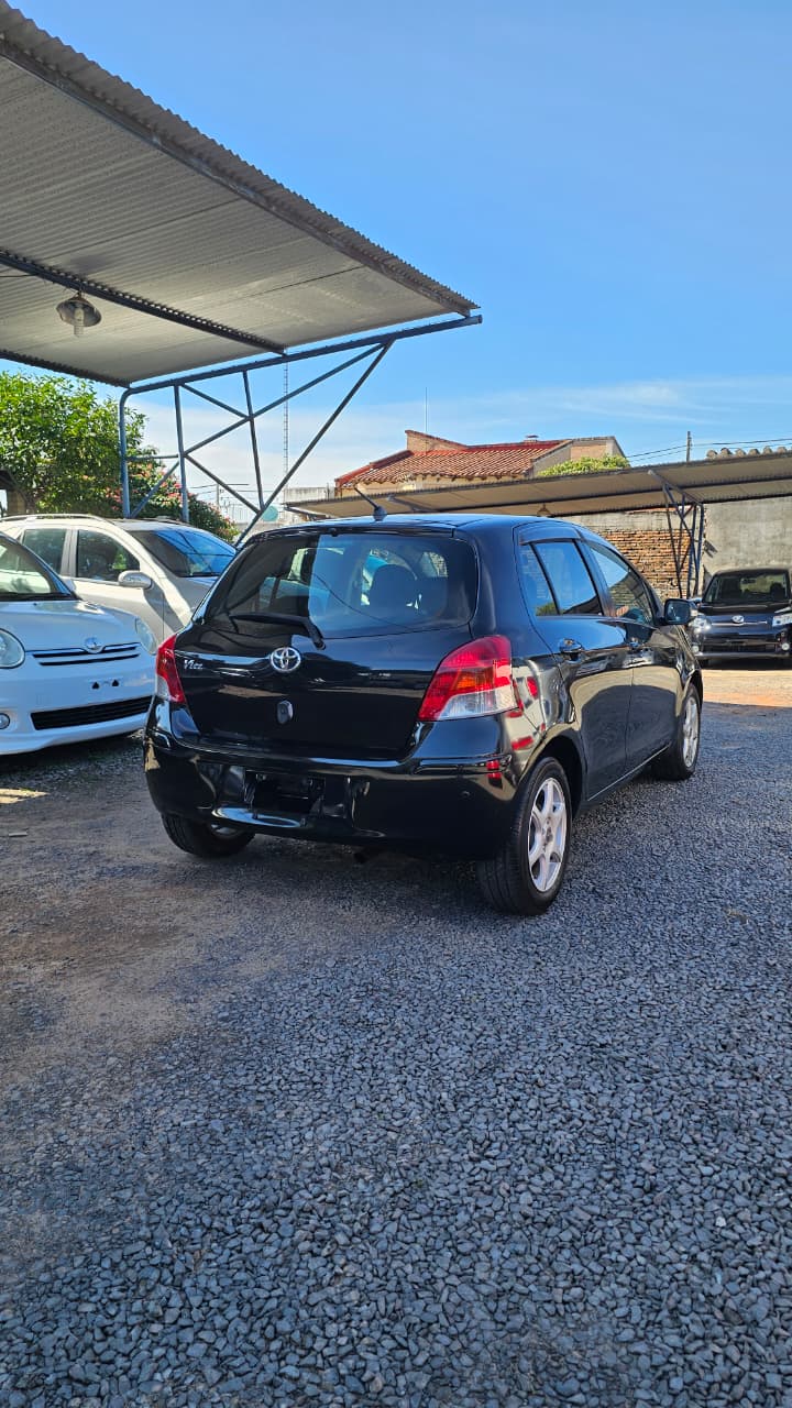 TOYOTA NEW VITZ 2008 RECIÉN IMPORTADO AUTOMÁTICO MOTOR 1300 NAFTERO