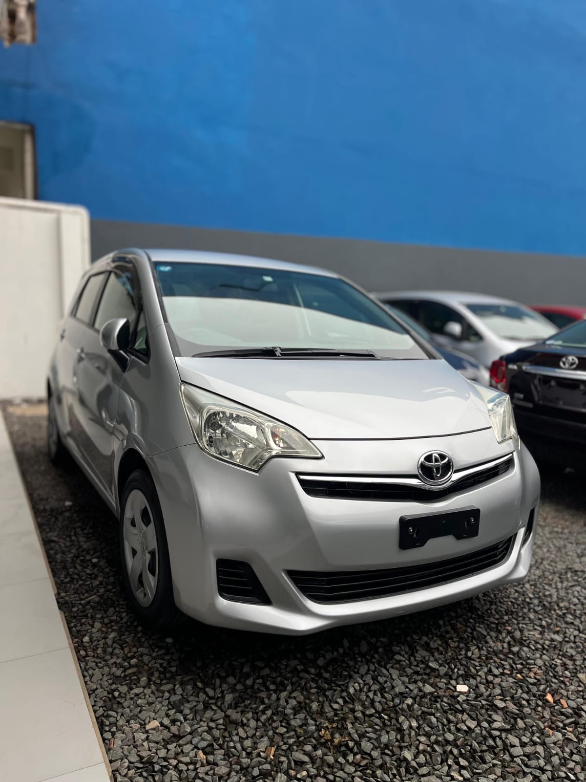 TOYOTA RACTIS 2011 RECIÉN IMPORTADO AUTOMÁTICO MOTOR 1500 NAFTERO