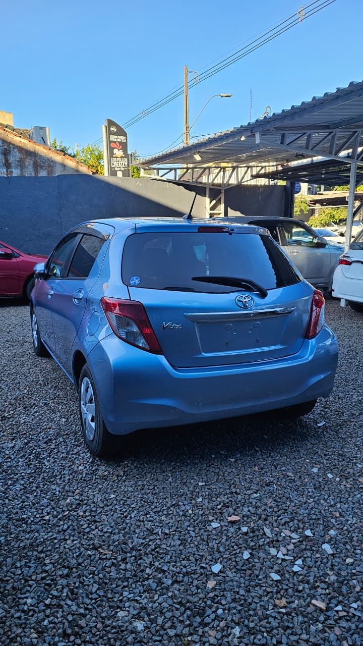 TOYOTA NEW VITZ 2011 AUTOMÁTICO RECIÉN IMPORTADO MOTOR 1300 NAFTERO