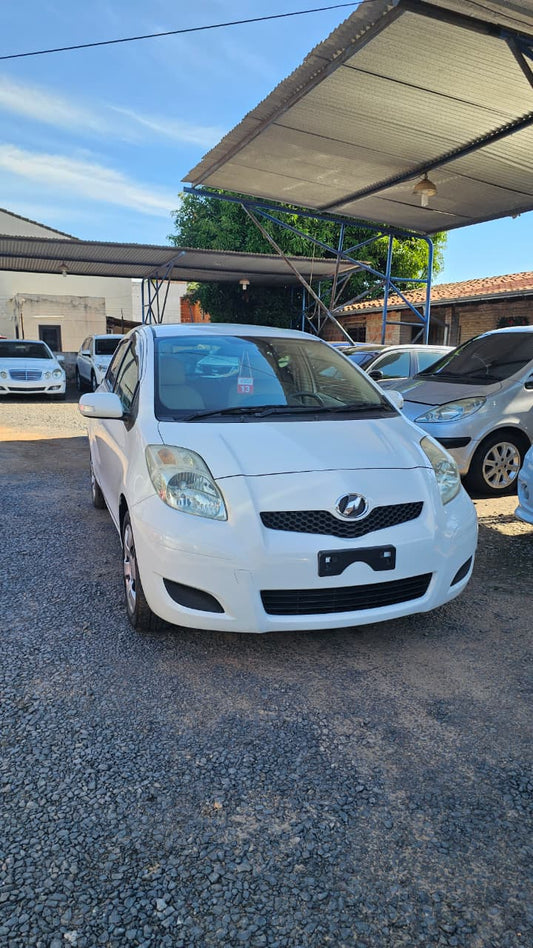 TOYOTA NEW VITZ 2008 RECIÉN IMPORTADO AUTOMÁTICO MOTOR 1500 NAFTERO