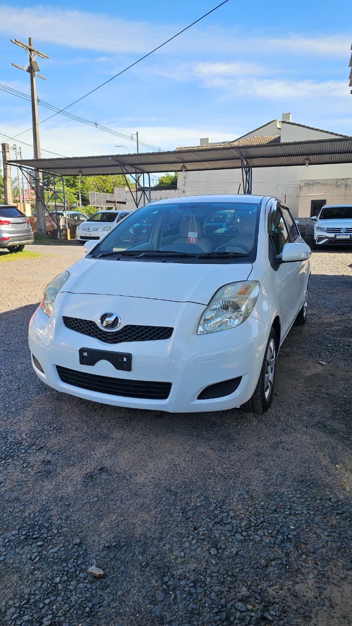 TOYOTA NEW VITZ 2008 RECIÉN IMPORTADO AUTOMÁTICO MOTOR 1500 NAFTERO