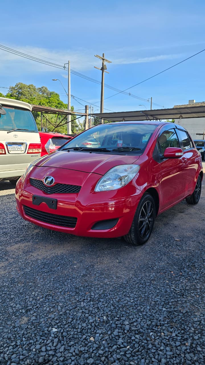 TOYOTA NEW VITZ 2008 RECIÉN IMPORTADO AUTOMÁTICO MOTOR 1300 NAFTERO