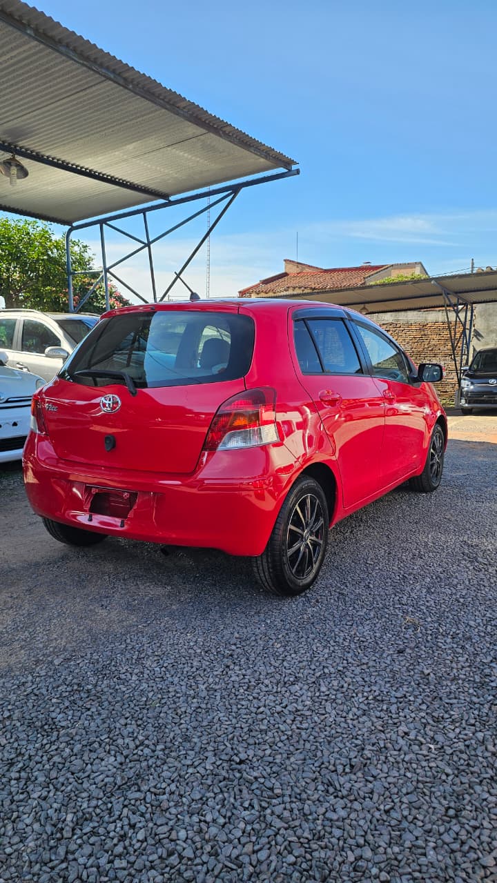 TOYOTA NEW VITZ 2008 RECIÉN IMPORTADO AUTOMÁTICO MOTOR 1300 NAFTERO