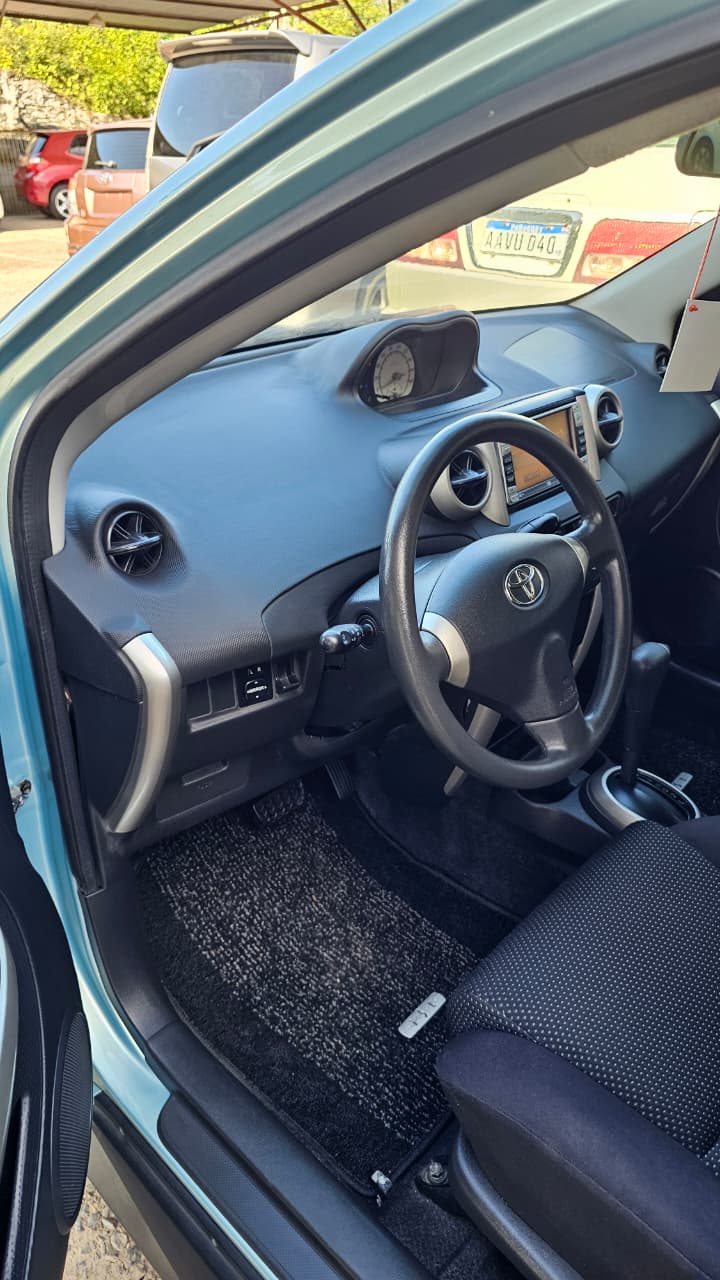 TOYOTA IST 2003 RECIÉN IMPORTADO AUTOMÁTICO MOTOR 1500 NAFTERO