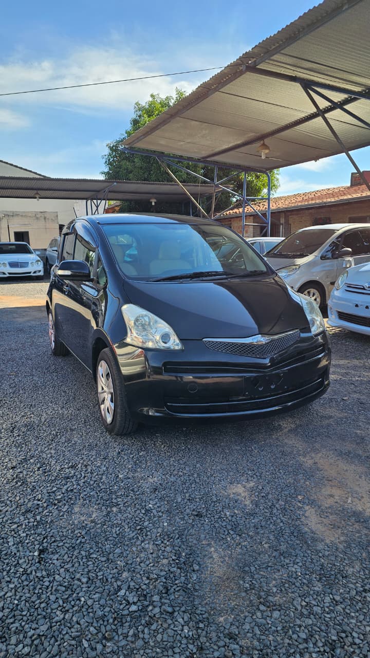 TOYOTA RACTIS 2008 RECIÉN IMPORTADO AUTOMÁTICO MOTOR 1500 NAFTERO