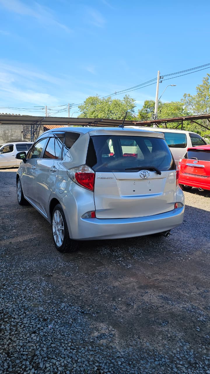 TOYOTA RACTIS 2011 RECIÉN IMPORTADO AUTOMÁTICO MOTOR 1500 NAFTERO