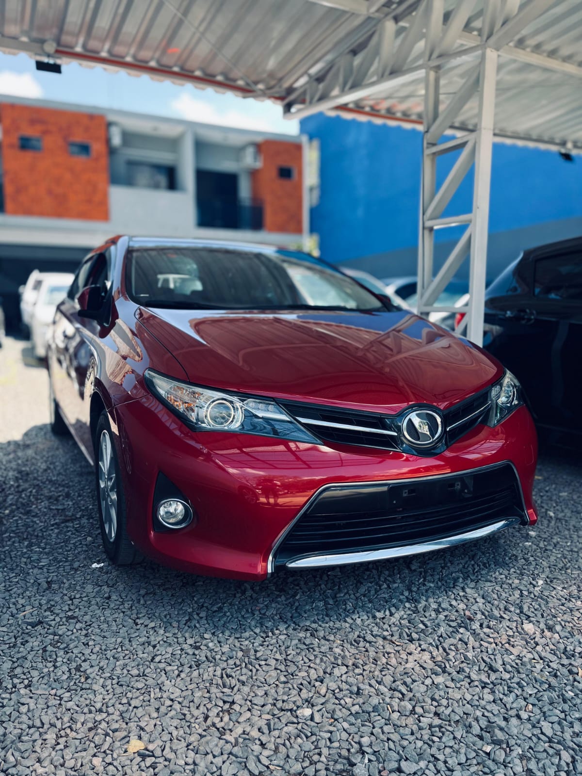 TOYOTA AURIS 2013 AUTOMÁTICO RECIÉN IMPORTADO MOTOR 1500 NAFTERO