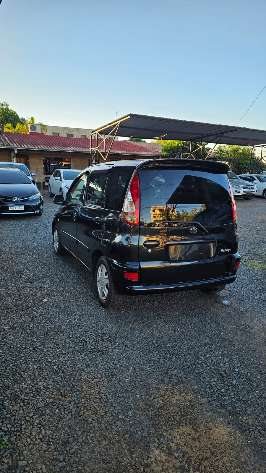 TOYOTA FUNCARGO 2003 AUTOMÁTICOC RECIÉN IMPORTADO MOTOR 1300 NAFTERO