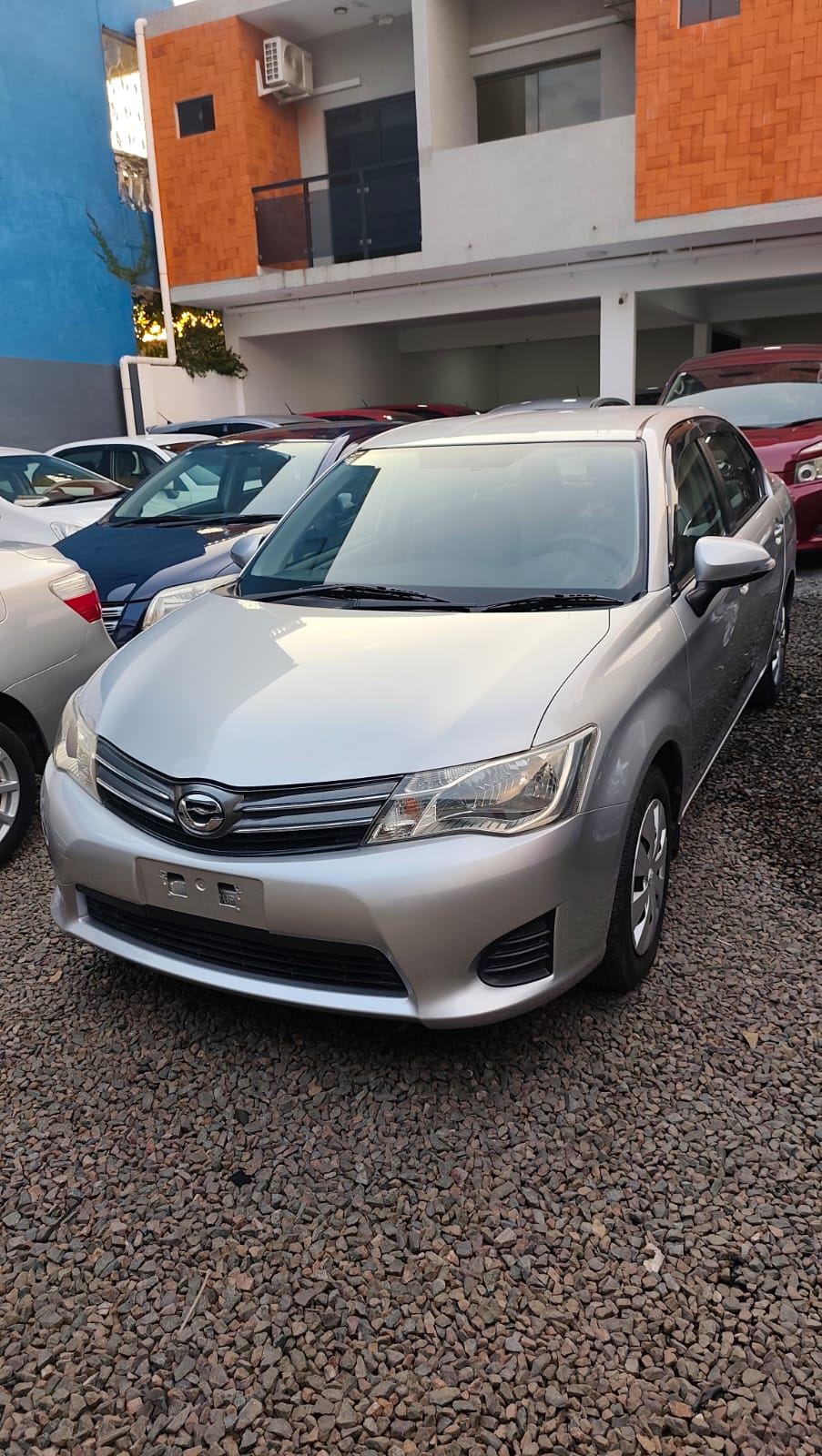 TOYOTA AXIO 2013 RECIÉN IMPORTADO MECÁNICO MOTOR 1500 NAFTERO