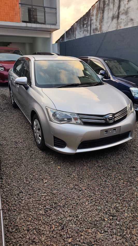 TOYOTA AXIO 2013 RECIÉN IMPORTADO MECÁNICO MOTOR 1500 NAFTERO
