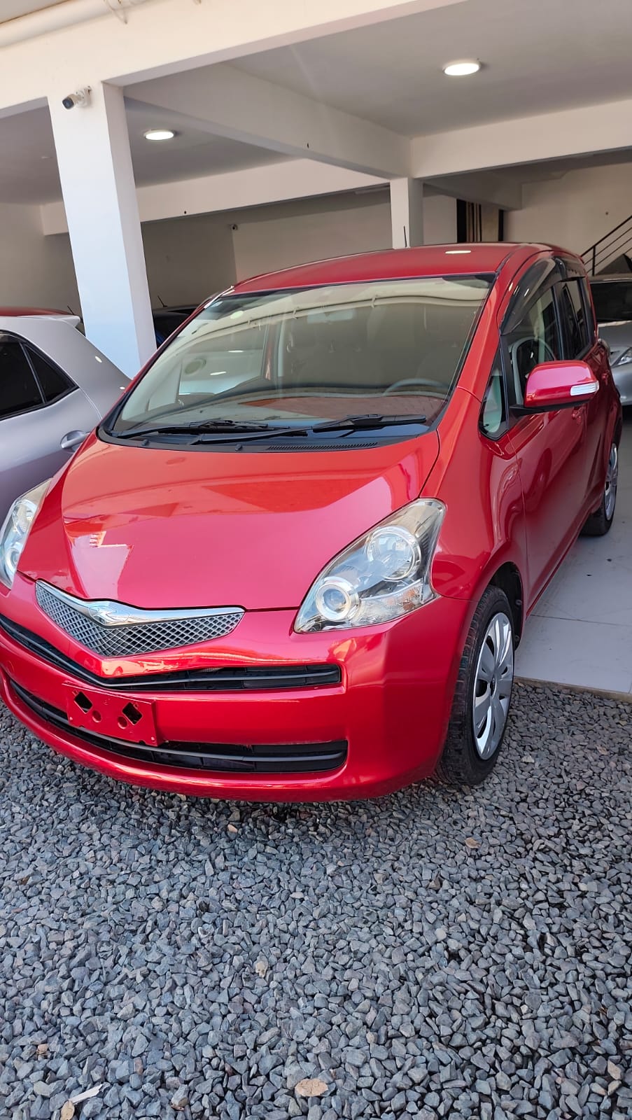 TOYOTA RACTIS 2009 RECIÉN IMPORTADO AUTOMÁTICO MOTOR 1500 NAFTERO