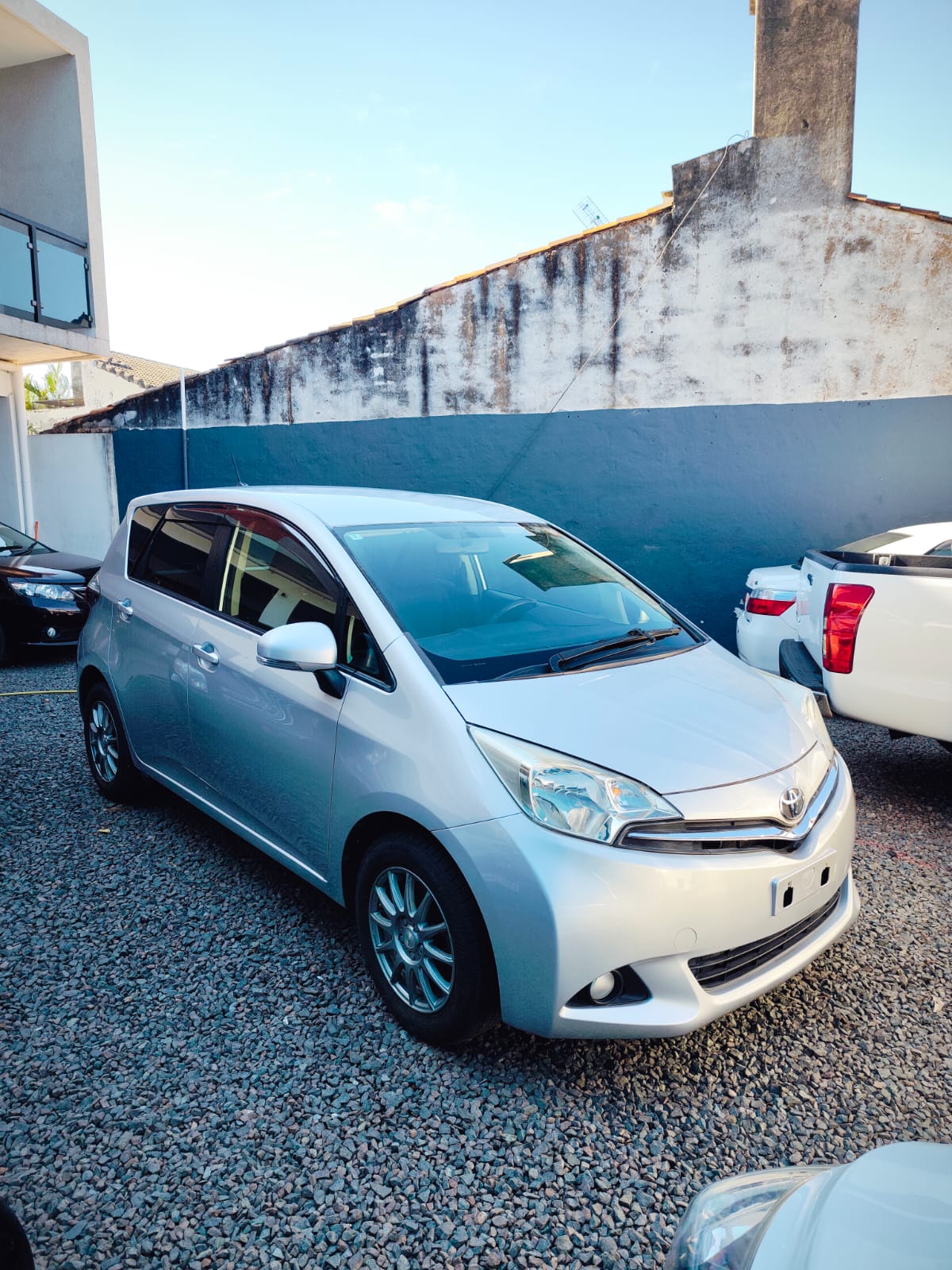 TOYOTA RACTIS 2011 RECIÉN IMPORTADO AUTOMÁTICO MOTOR 1300 NAFTERO