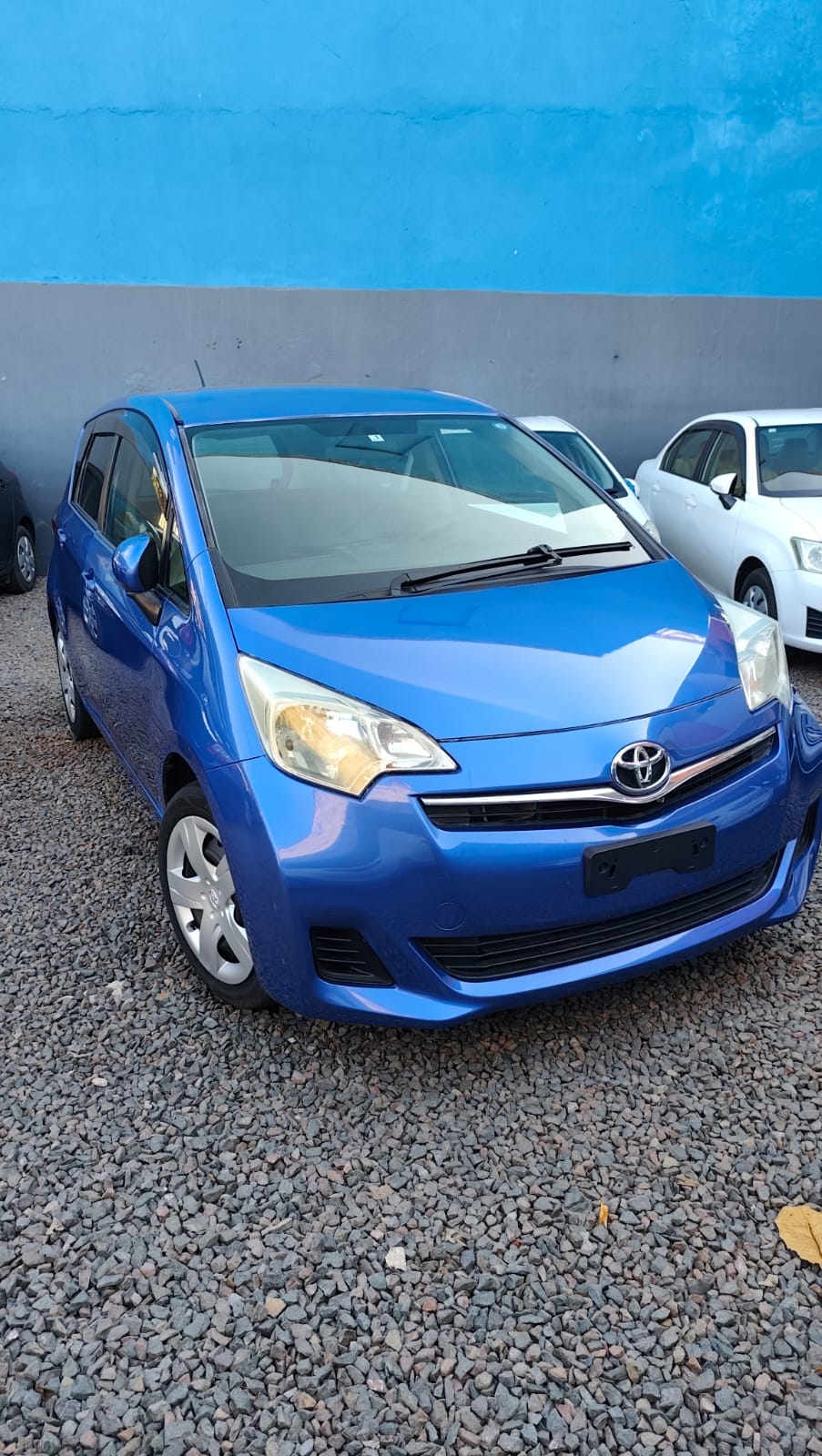 TOYOTA RACTIS 2010 RECIÉN IMPORTADO AUTOMÁTICO MOTOR 1300 NAFTERO