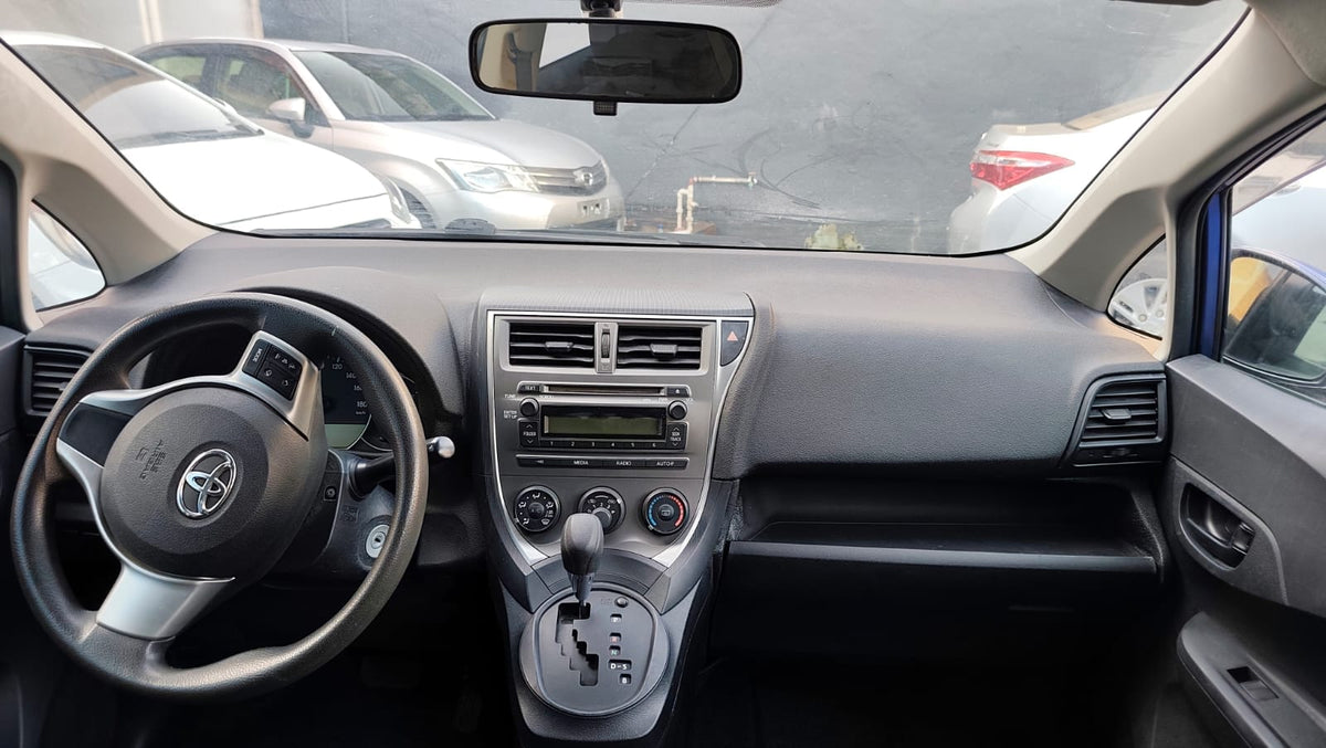 TOYOTA RACTIS 2010 RECIÉN IMPORTADO AUTOMÁTICO MOTOR 1300 NAFTERO