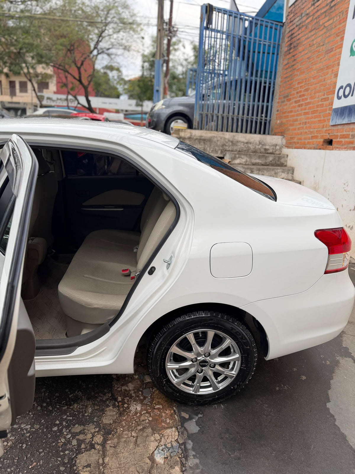 TOYOTA BELTA 2009 AUTOMÁTICO MOTOR 1300 NAFTERO