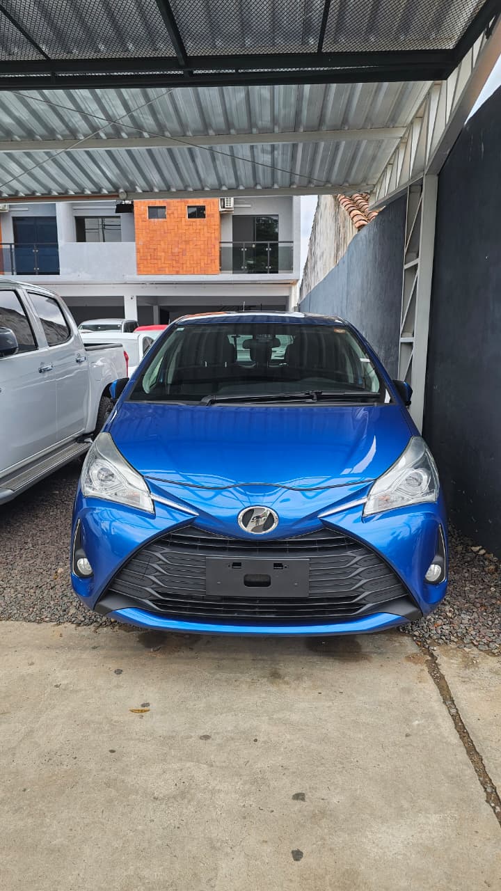 TOYOTA NEW VITZ 2017 RECIÉN IMPORTADO AUTOMÁTICO MOTOR 1300 NAFTERO