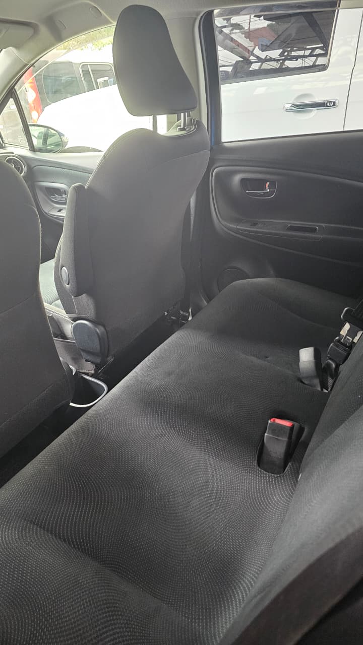 TOYOTA NEW VITZ 2017 RECIÉN IMPORTADO AUTOMÁTICO MOTOR 1300 NAFTERO