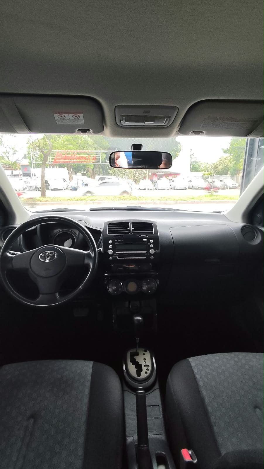 TOYOTA NEW IST 2007 RECIÉN IMPORTADO AUTOMÁTICO MOTOR 1800 NAFTERO