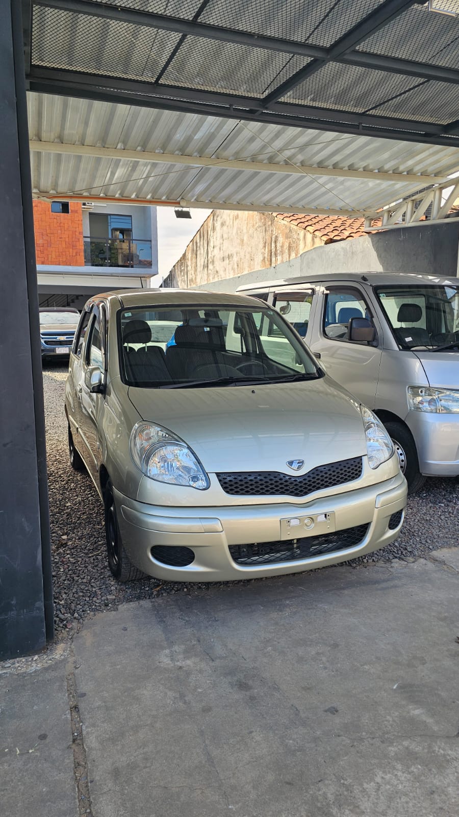TOYOTA FUNCARGO 2002 AUTOMÁTICO RECIÉN IMPORTADO MOTOR 1300 NAFTERO