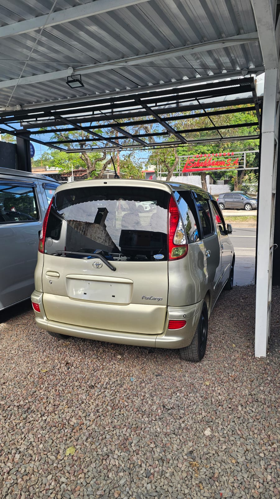 TOYOTA FUNCARGO 2002 AUTOMÁTICO RECIÉN IMPORTADO MOTOR 1300 NAFTERO