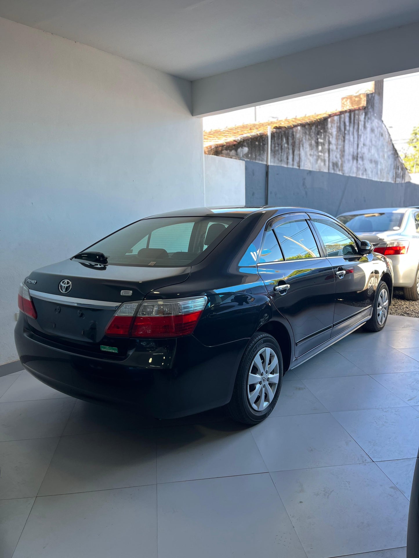TOYOTA PREMIO 2009 RECIÉN IMPORTADO AUTOMÁTICO MOTOR 1500 NAFTERO