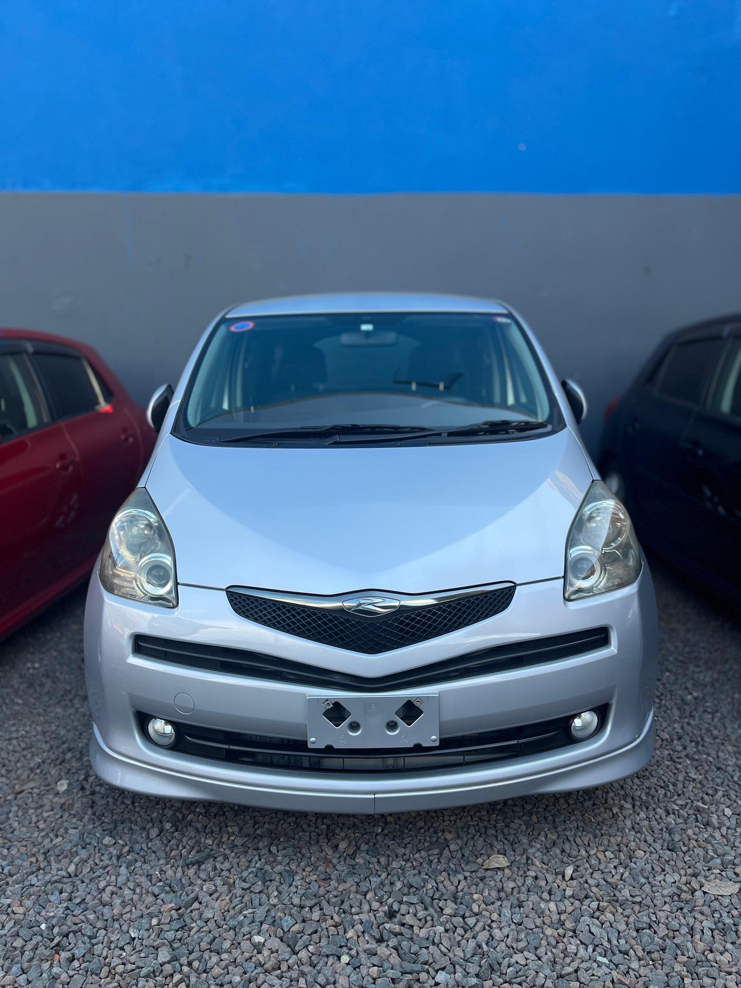 TOYOTA RACTIS 2008 RECIÉN IMPORTADO COLOR GRIS AUTOMÁTICO MOTOR 1500 NAFTERO