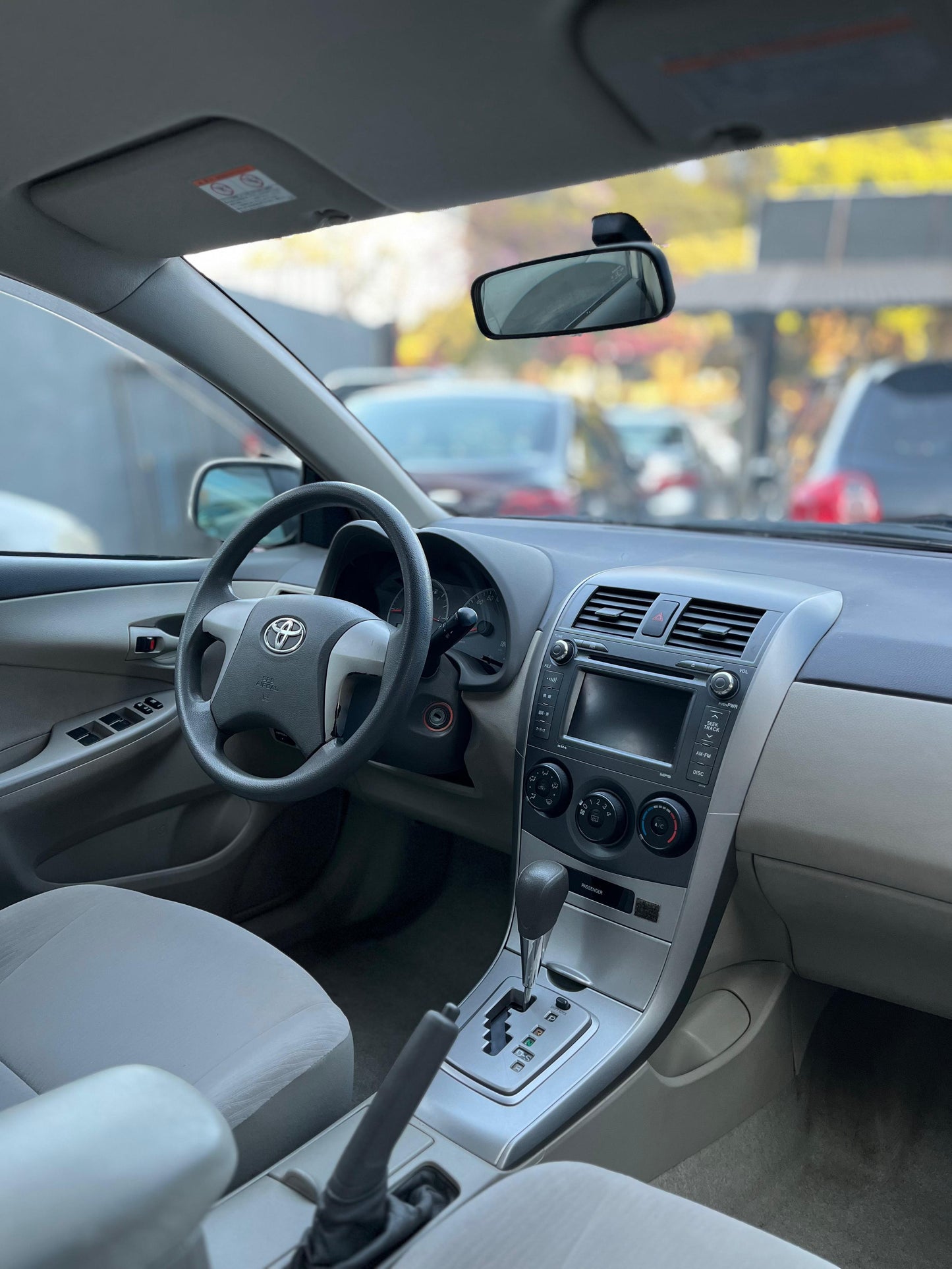 TOYOTA AXIO 2008 RECIÉN IMPORTADO COLOR BEIGE AUTOMÁTICO MOTOR 1500 NAFTERO