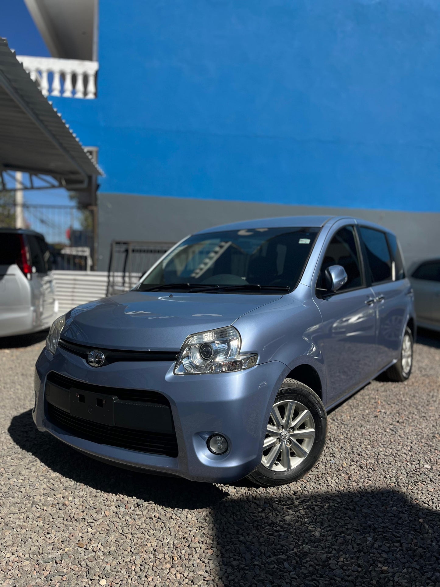 TOYOTA SIENTA 2013 RECIÉN IMPORTADO COLOR AZUL AUTOMÁTICO MOTOR 1500 NAFTERO